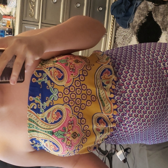 Jumpsuits - Picture 3 of 4